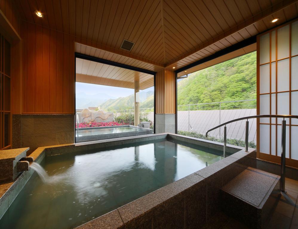 Hotel Asaya Nikko Exterior foto A modern onsen