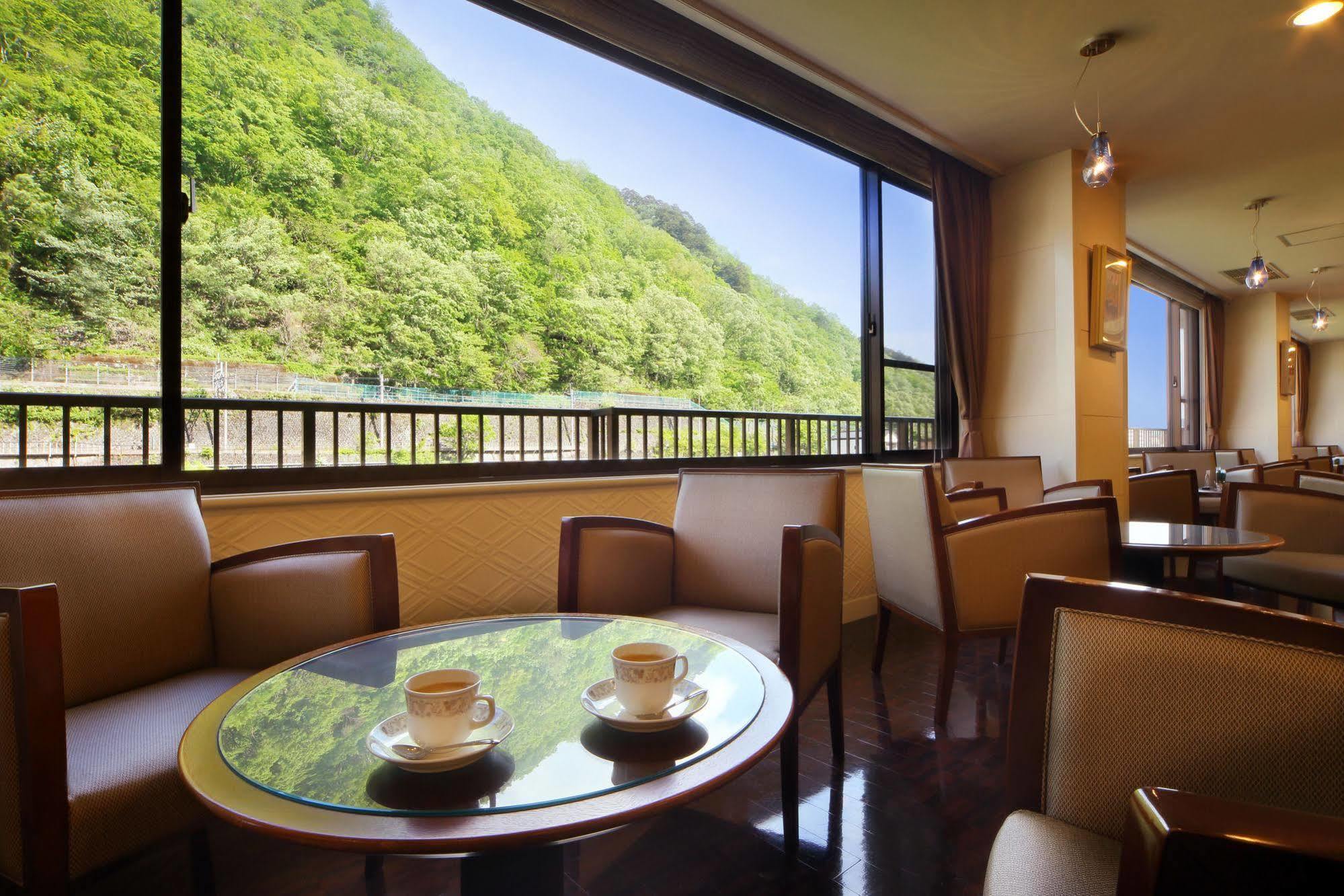 Hotel Asaya Nikko Exterior foto The interior of a typical Japanese coffee shop