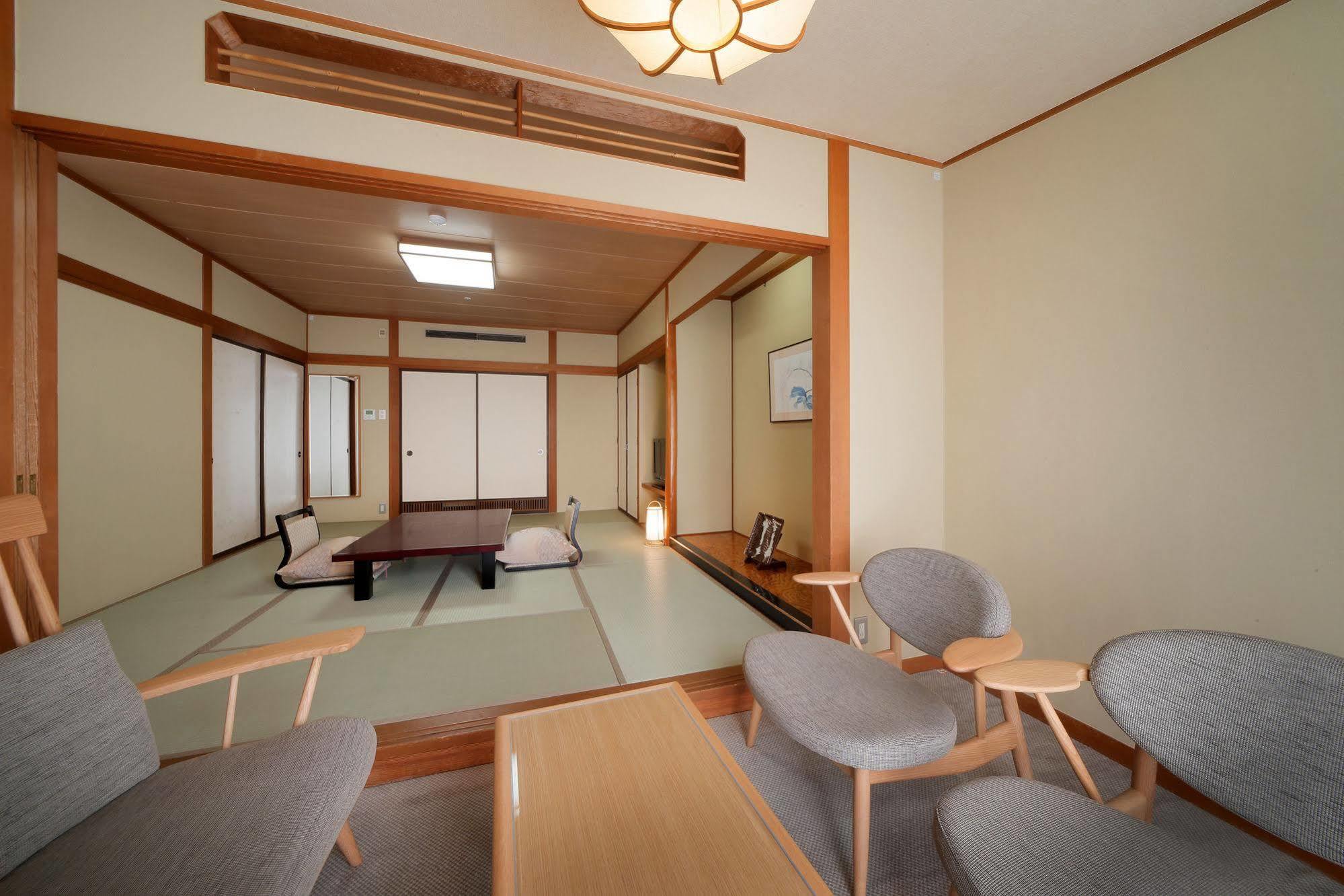 Hotel Asaya Nikko Exterior foto A room at the hotel