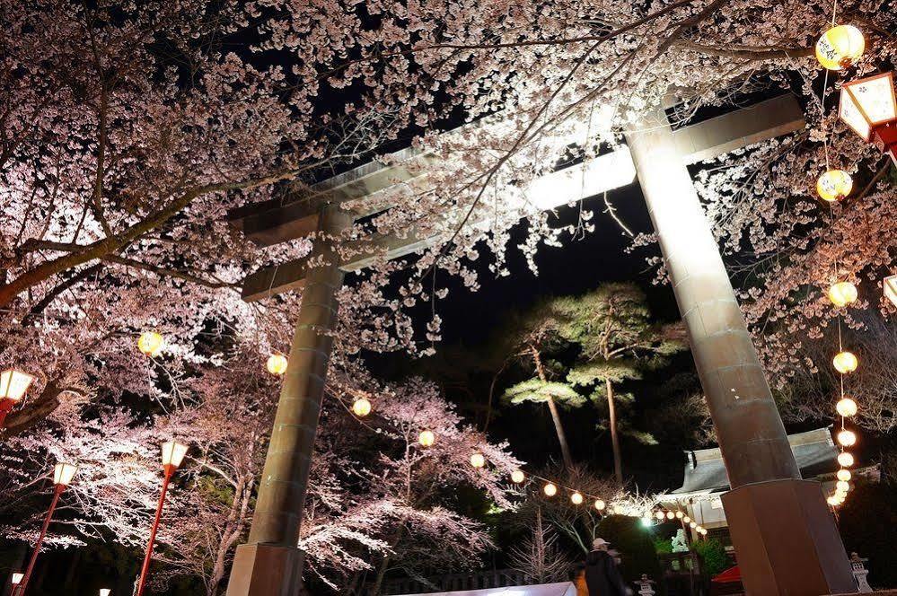 Hotel Asaya Nikko Exterior foto The shrine in April 2019